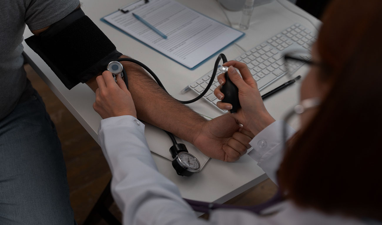 Exame médico admissional na Clínica Afromed